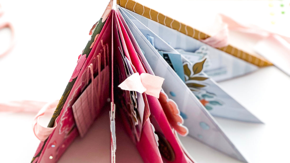 TRIANGLE MINI ALBUM FEAT. LOVELY BLOOMS I KERSTIN SCHEIDLER